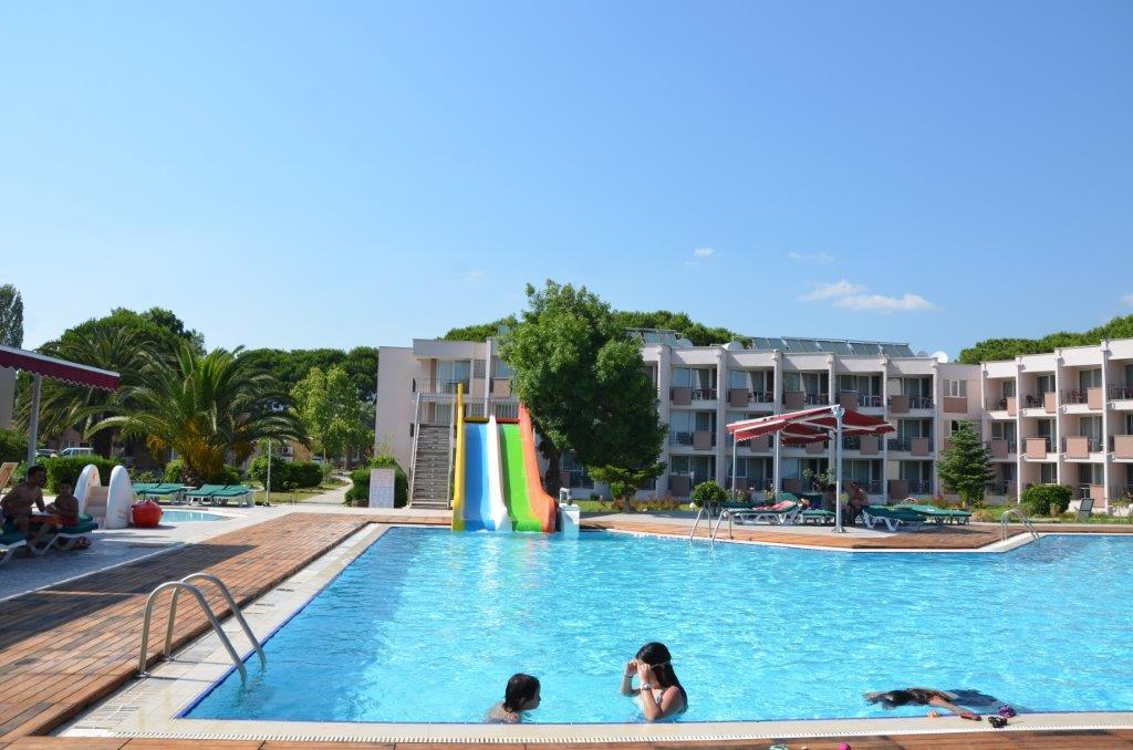 Ra Resort Otel คุชุกคูยู ภายนอก รูปภาพ