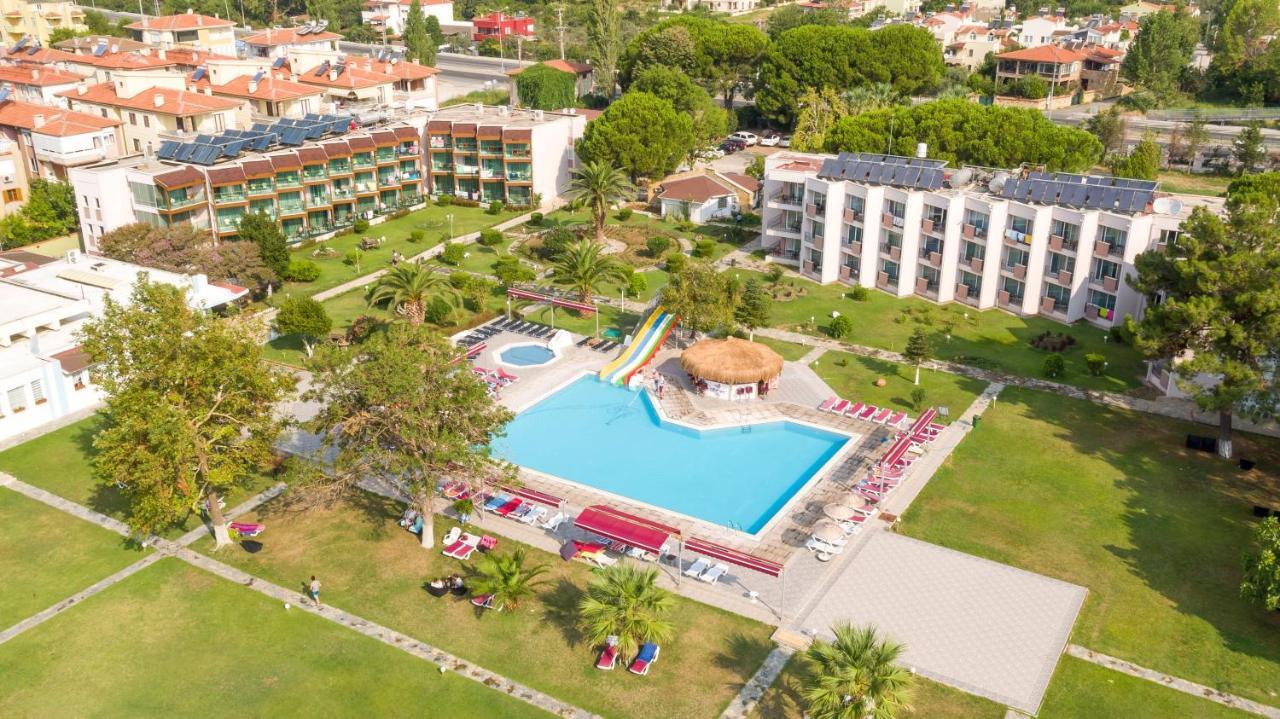 Ra Resort Otel คุชุกคูยู ภายนอก รูปภาพ